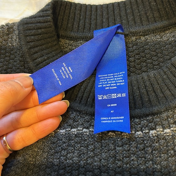 Kit & Ace Merino Wool Waffle Knit Sweater - Picture 3 of 6